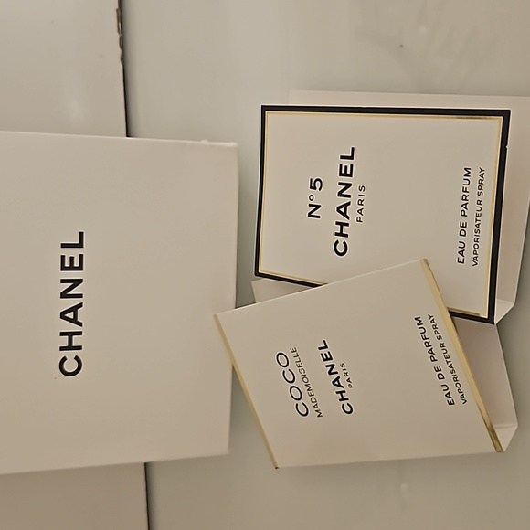 CHANEL Other - New chanel samples